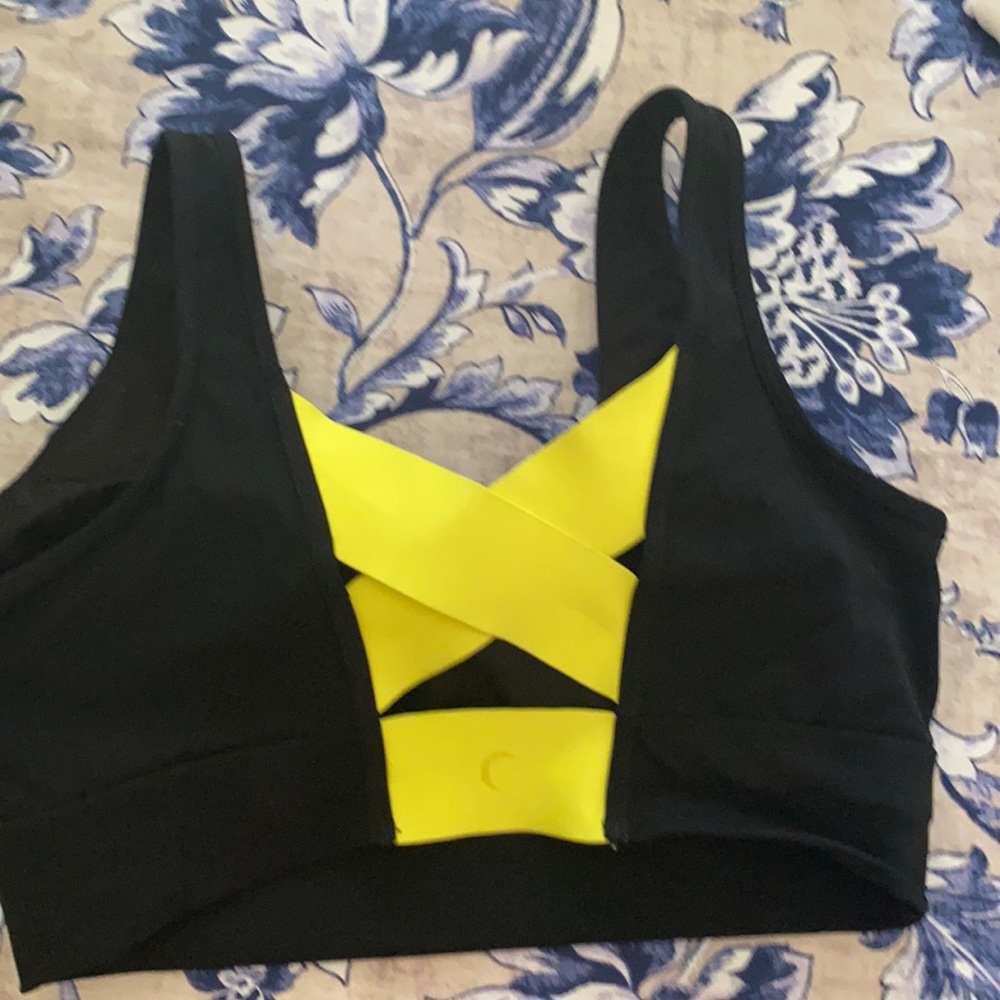 Zyia Neon Tape Bra Size L GUC
